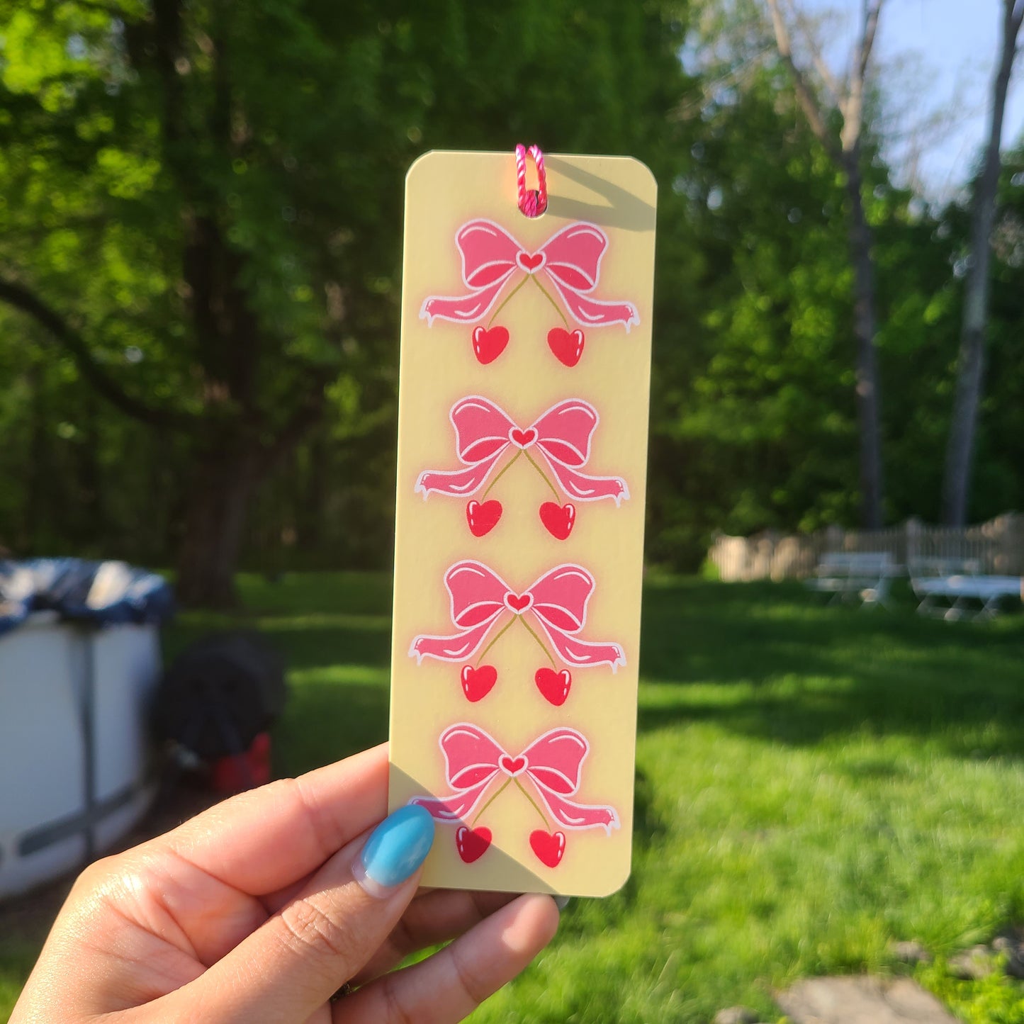 Bow Bookmark