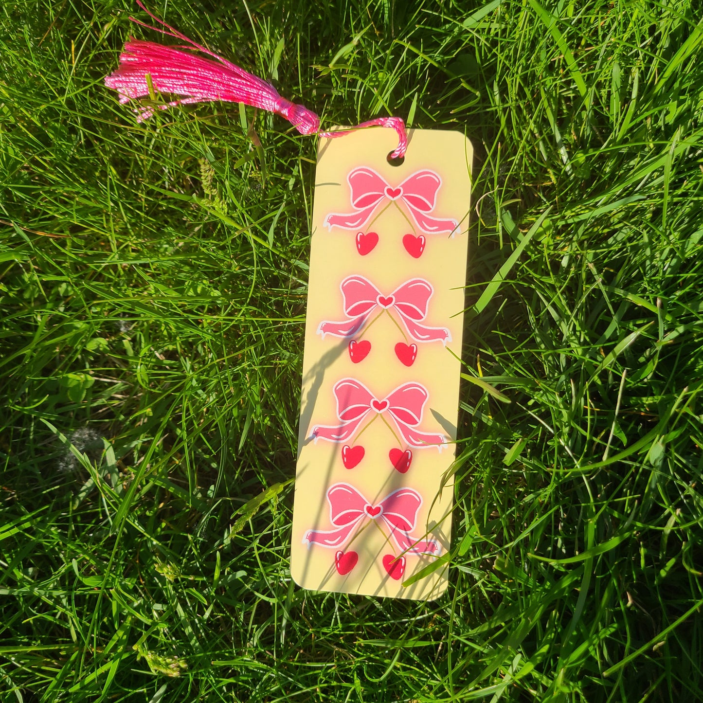 Bow Bookmark